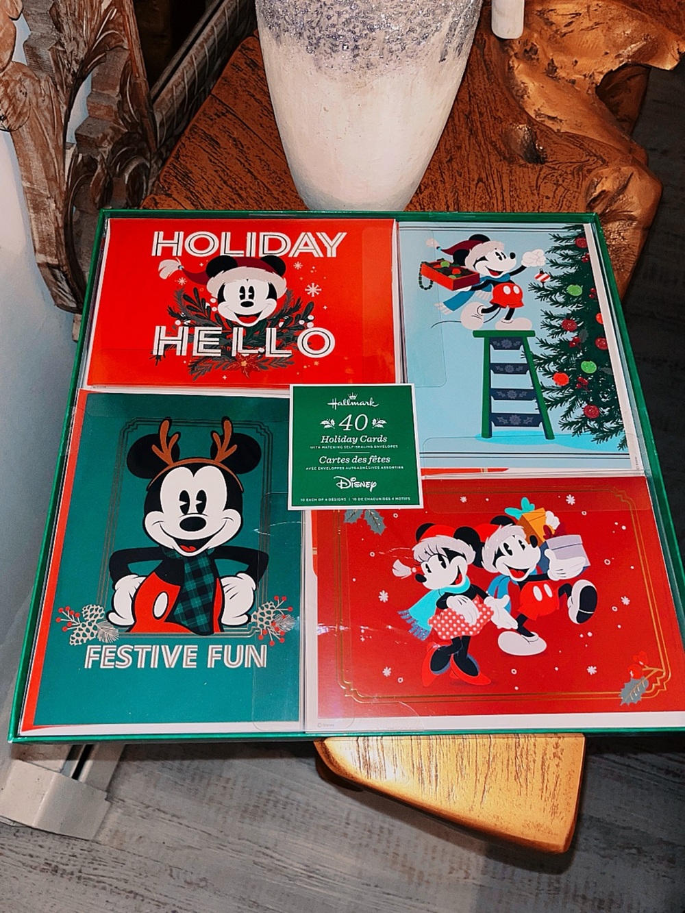HALLMARK DISNEY HOLIDAY GREETING CARDS 40 CT.🎁❤️💚